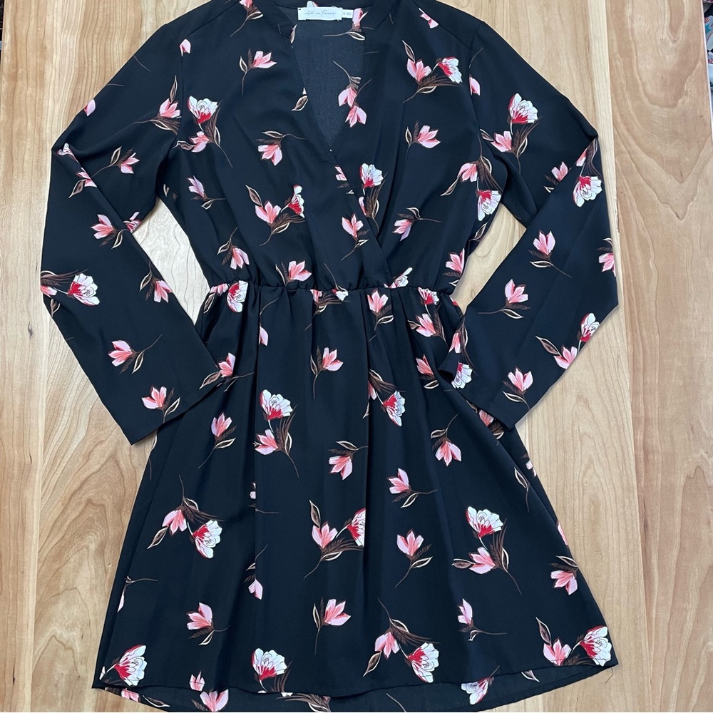 All in Favor Floral Print Dress Black Medium 3/4 Sleeve Boho Casual Whimsical